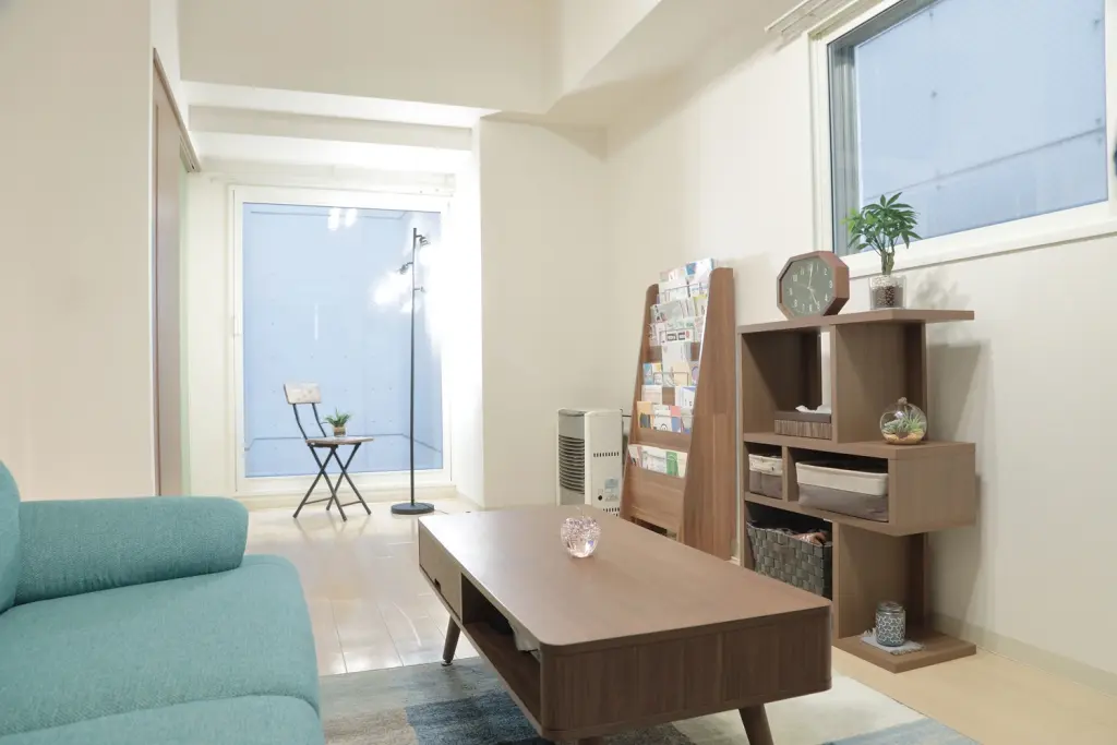 社労士オフィス ココロ咲くココカラの事務所イメージ(応接)(その2)